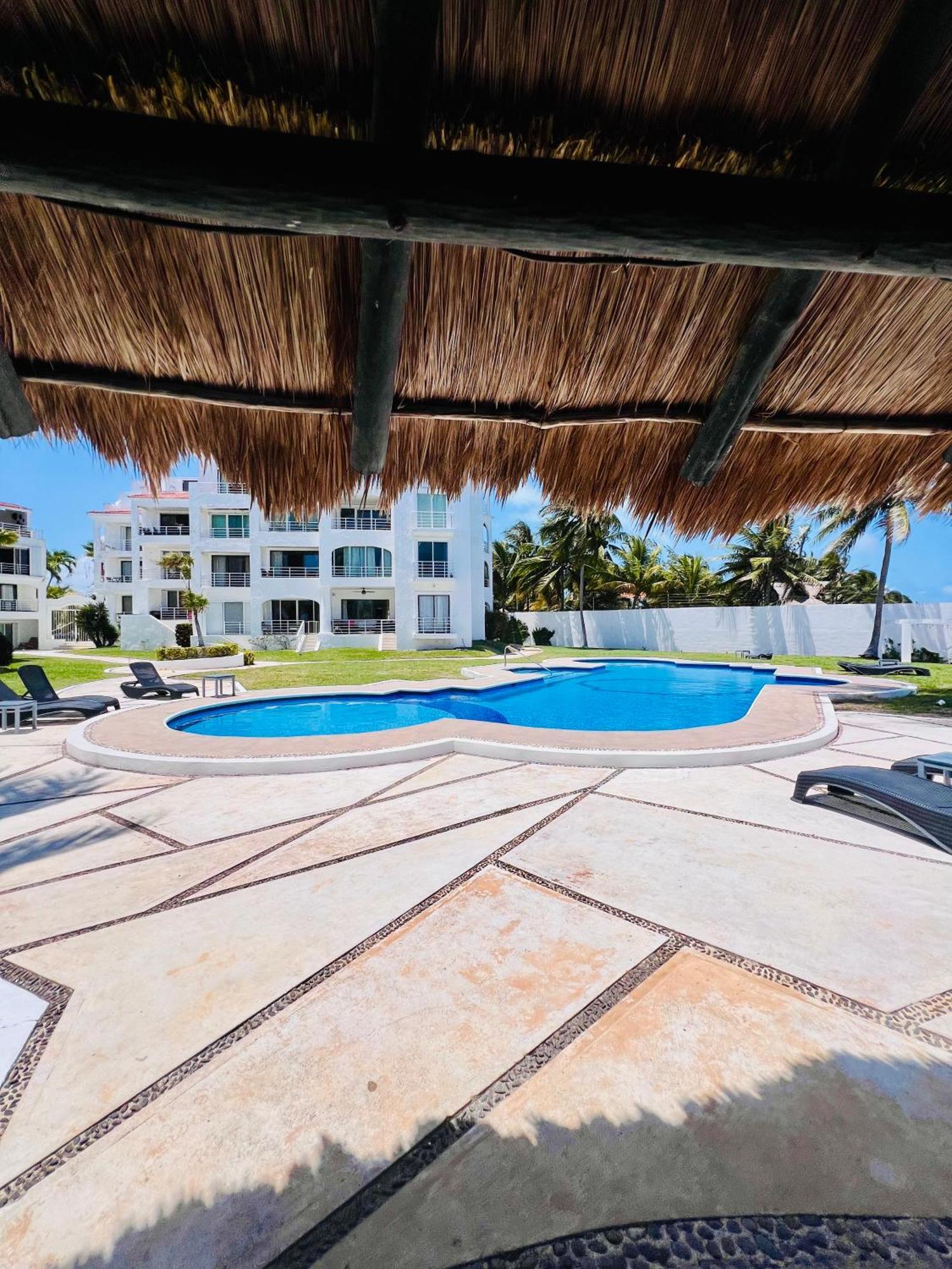 Paraiso Apartment *