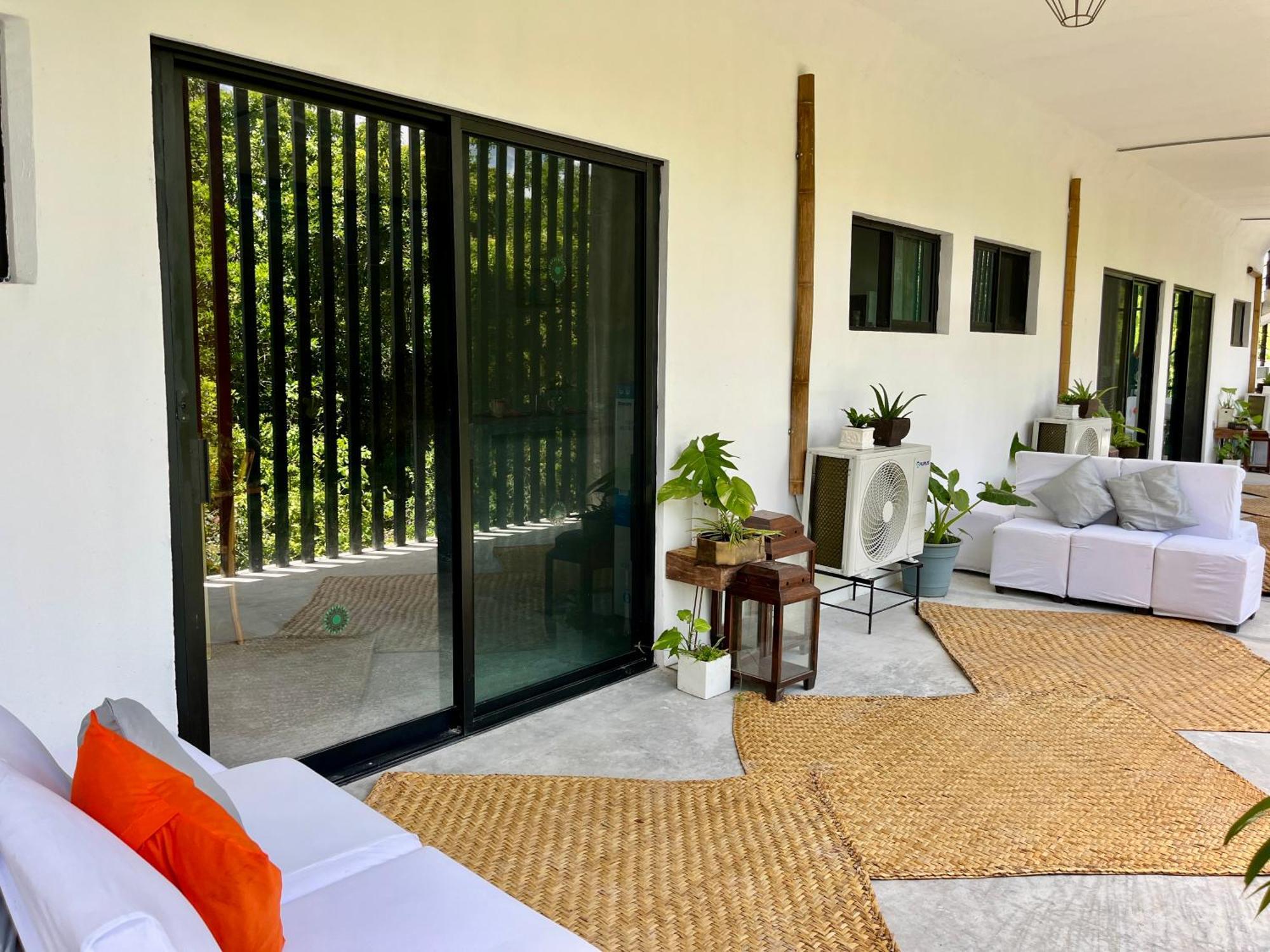 Urban Jungle Collection Apartment *