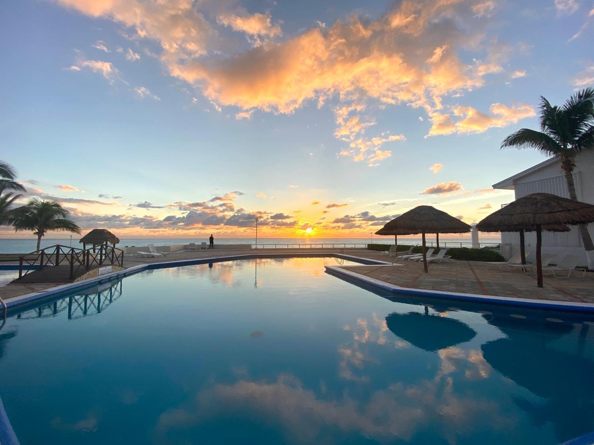 Apartment With Balcony And View, Brisas Zone, 1 Bedroom Cancun