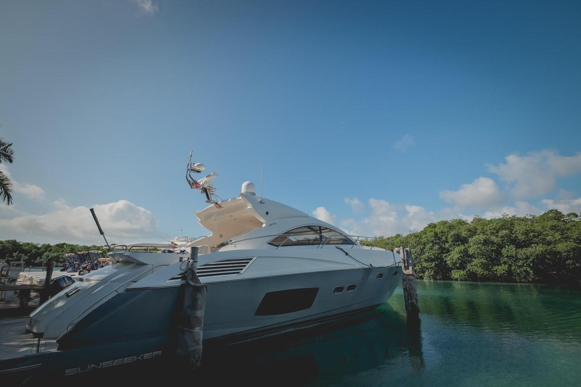 Hotel Sotavento & Yacht Club 3*
