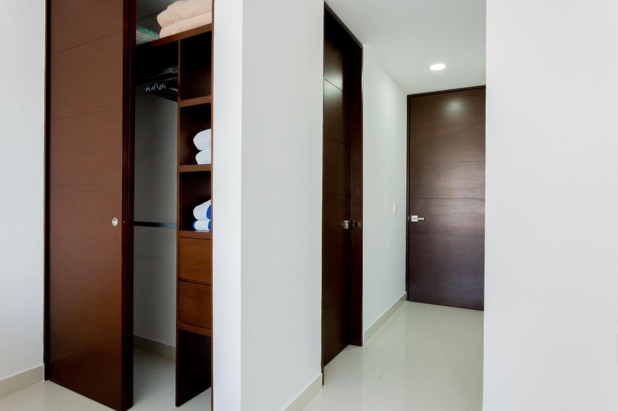Departamento En Zona Hotelera Con Acceso A Alberca En Rooftop
