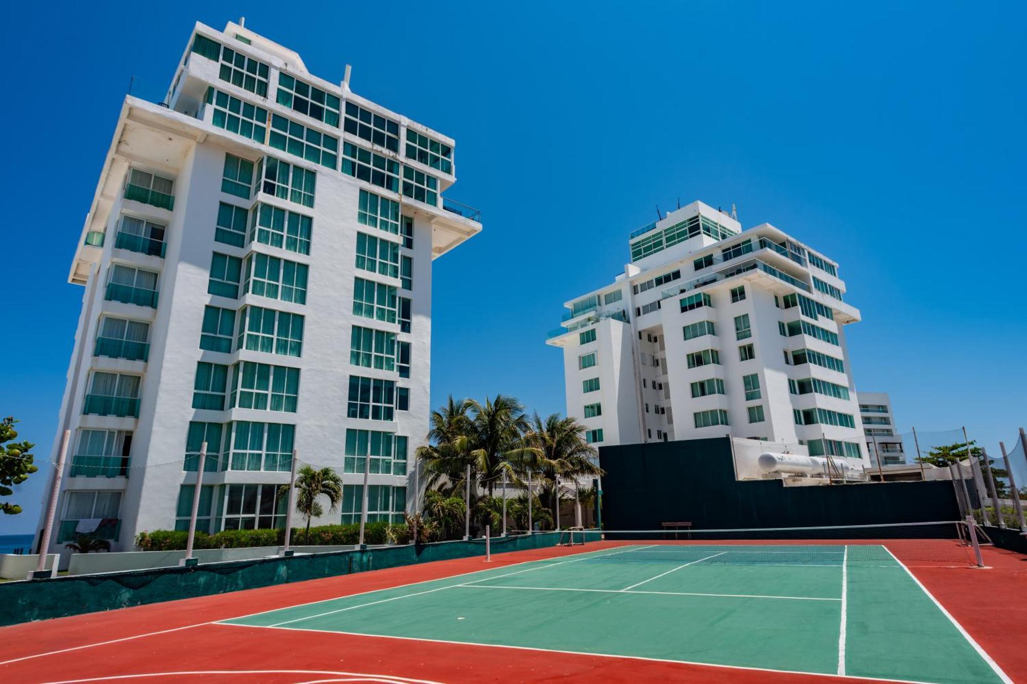 Ocean View In Complex Apartment Cancun
