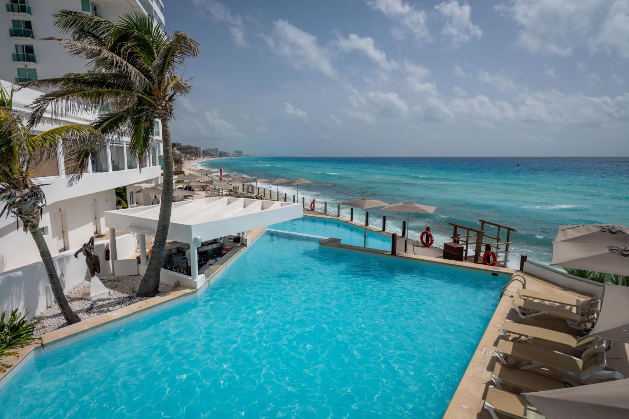 Ocean View In Complex * Cancun