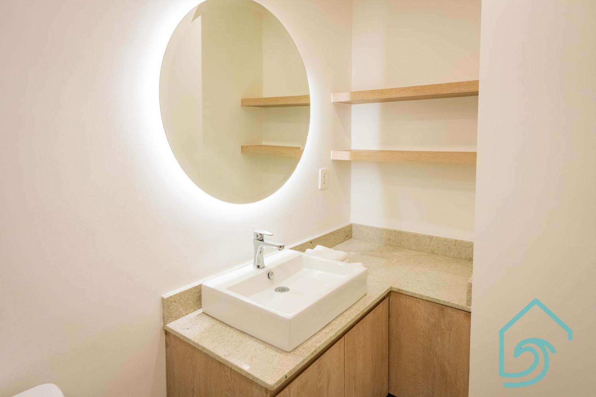 Armonia Y Modernidad En Barcelona Cancun
