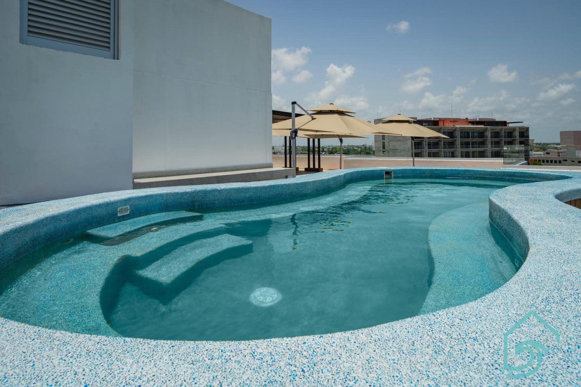 Armonia Y Modernidad En Barcelona Cancun