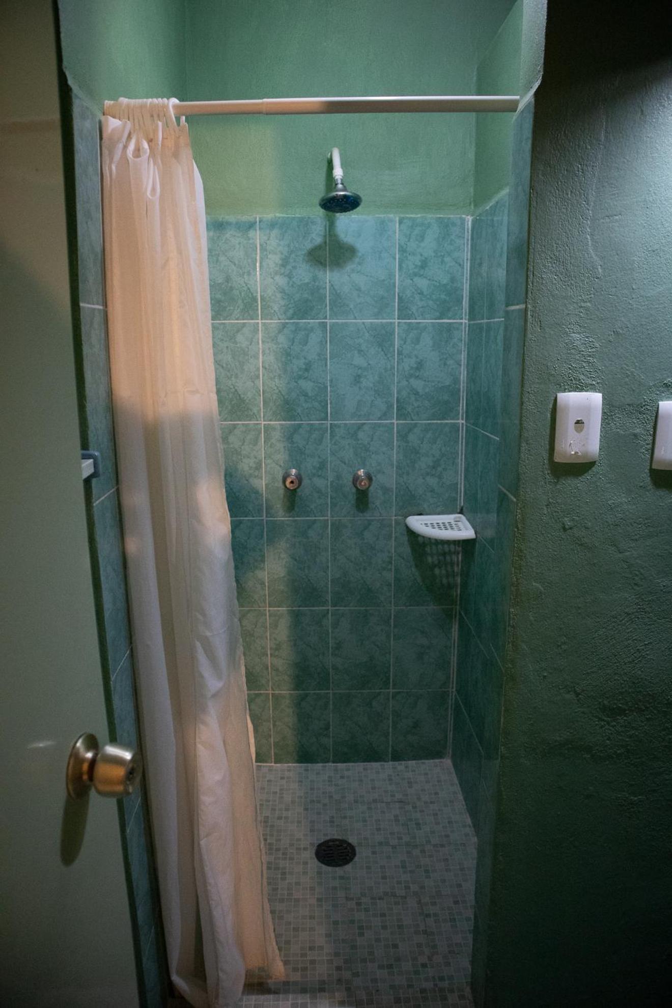 Guest house Casa Wayak 2*