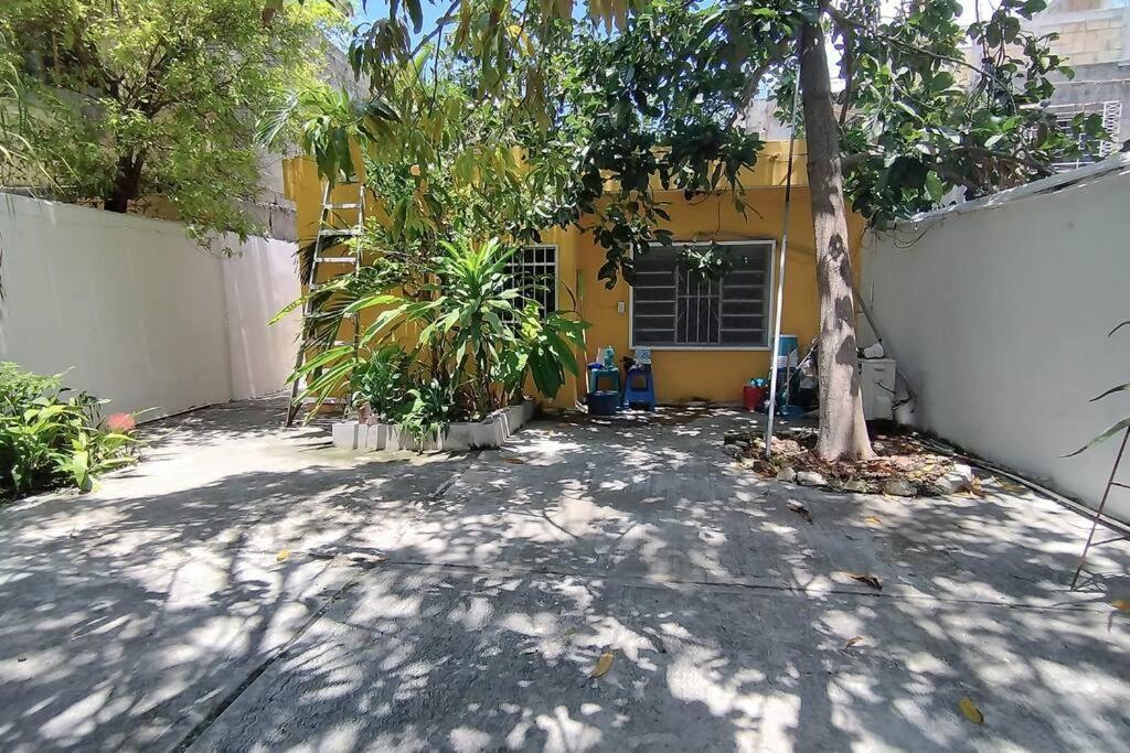 Departamento Rosi Cerca De Juzgado Familiar *