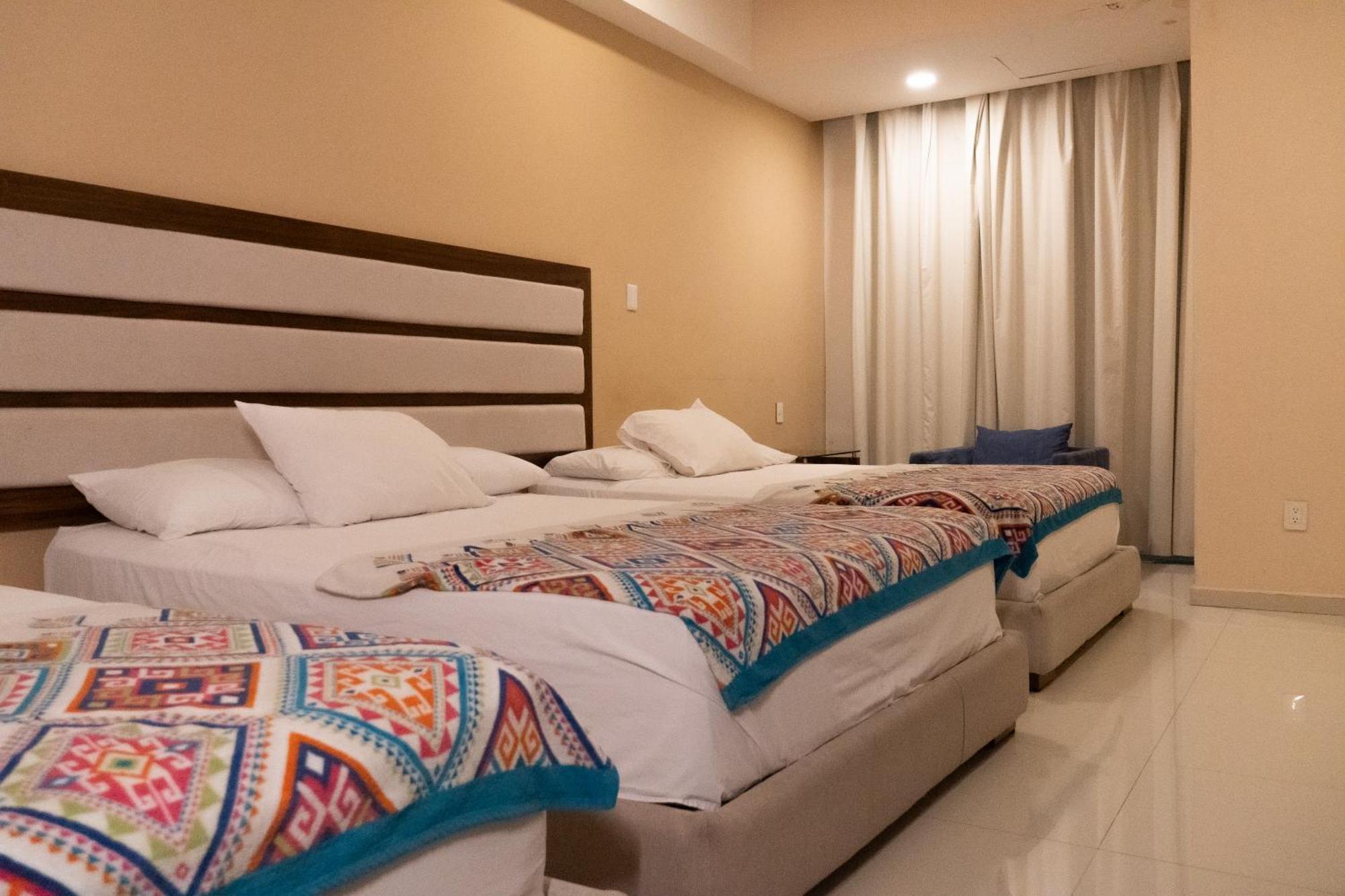 Aparthotel Infinity Habitacion Triple 211