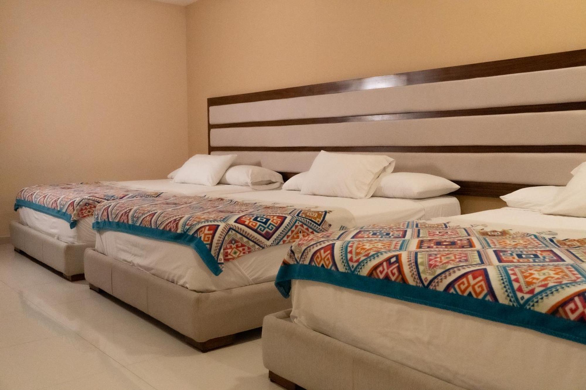 Infinity Habitacion Triple 211 Aparthotel