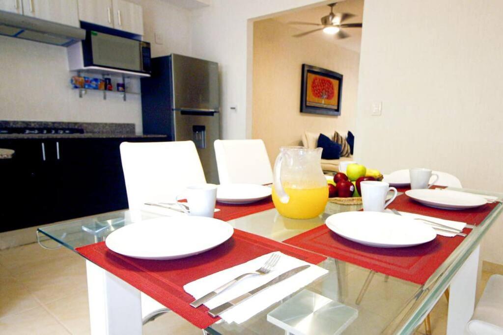 Casa-piscina-3hab-bano Privado-wifi 50 Mbps-tina Holiday home