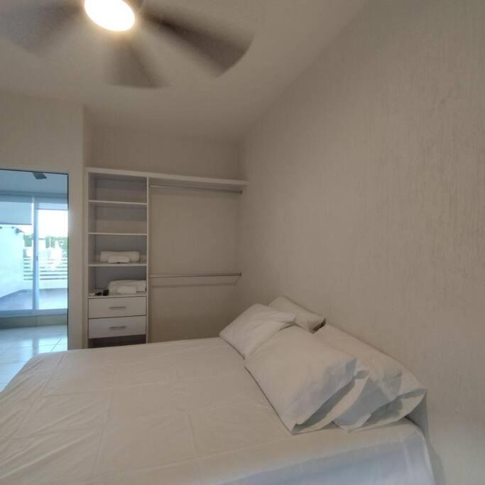 Casa-piscina-3hab-bano Privado-wifi 50 Mbps-tina