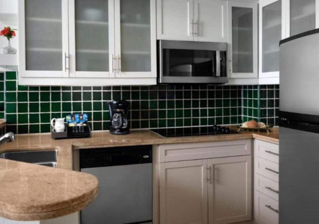 Ferienhaus Enjoy The White In A 1bd Vacation Onsite Infinity Pool, Spa, And Mini Golf Cancún