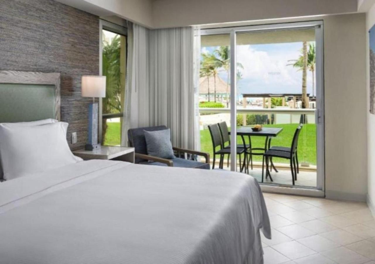 Enjoy The White In A 1bd Vacation Onsite Infinity Pool, Spa, And Mini Golf Ferienhaus *