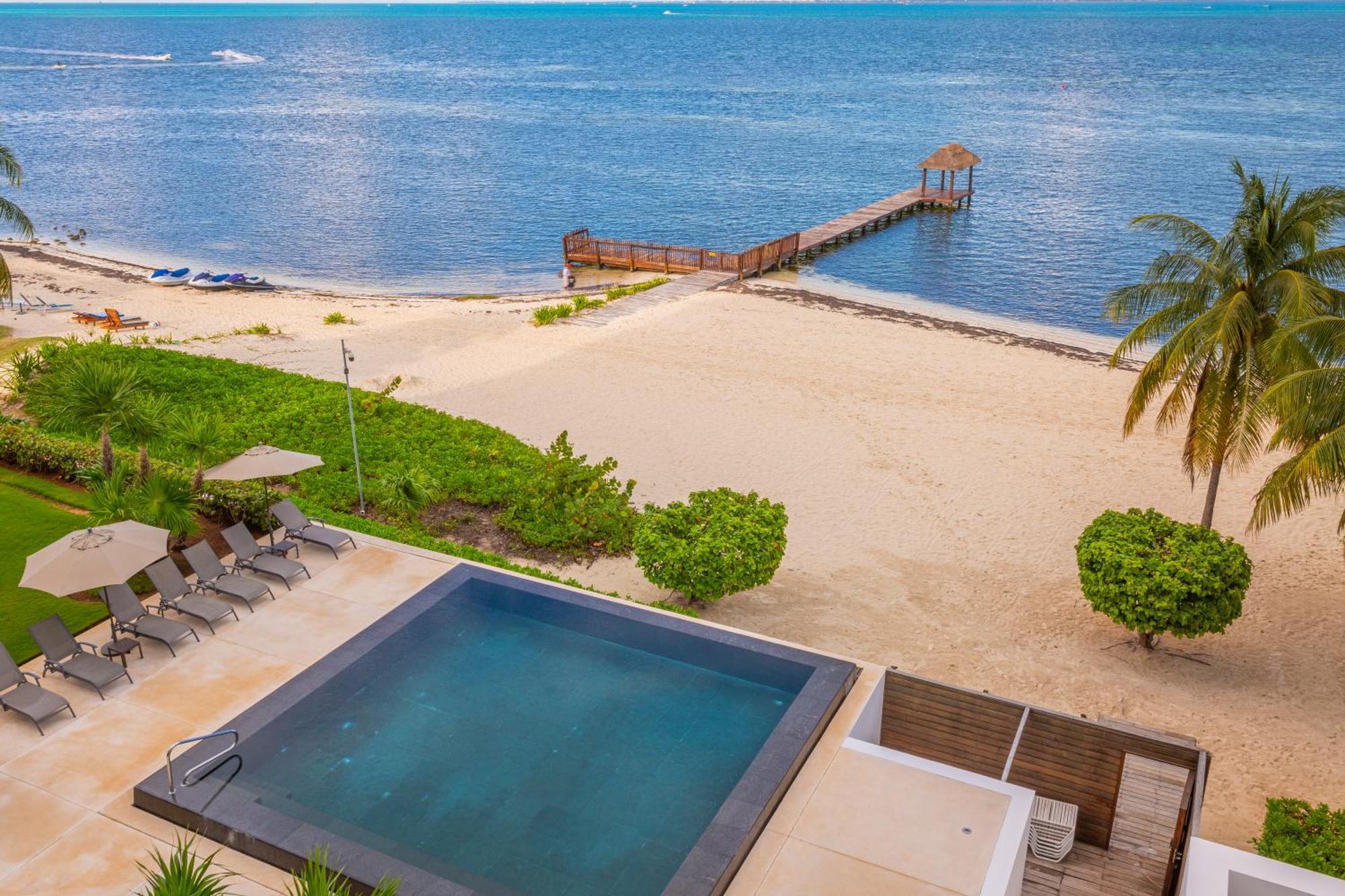 Aparthotel Naima Luxury Beachfront (adults Only) *