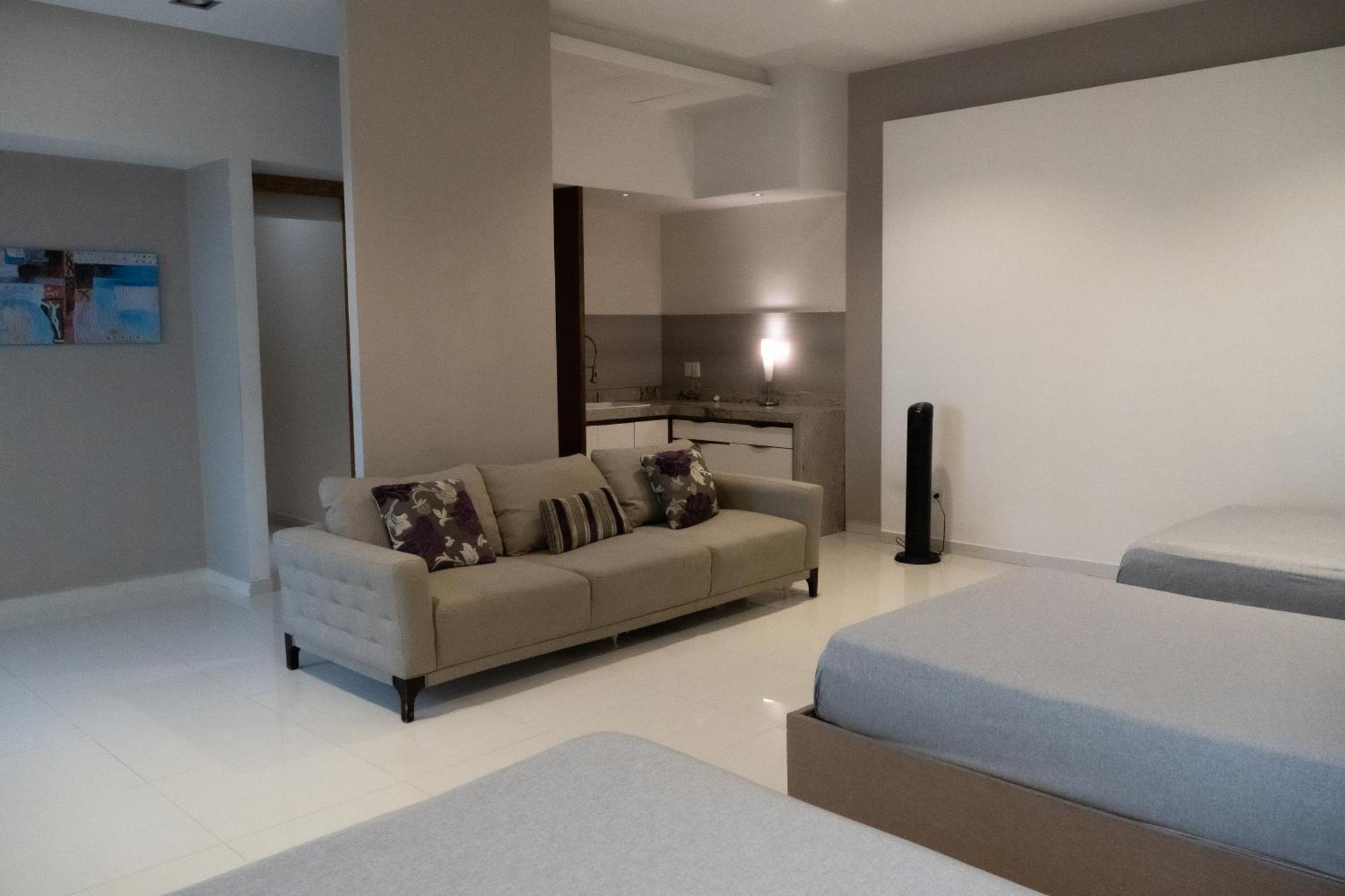 Infinity Triple 105 Cancun