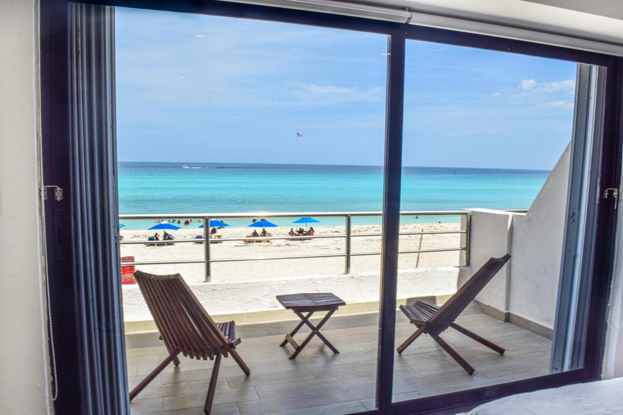 Beachfront Marlin 107 Apartment Cancún