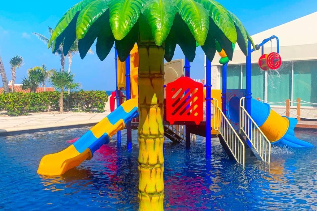 - Steps To And Water Fun Apartment