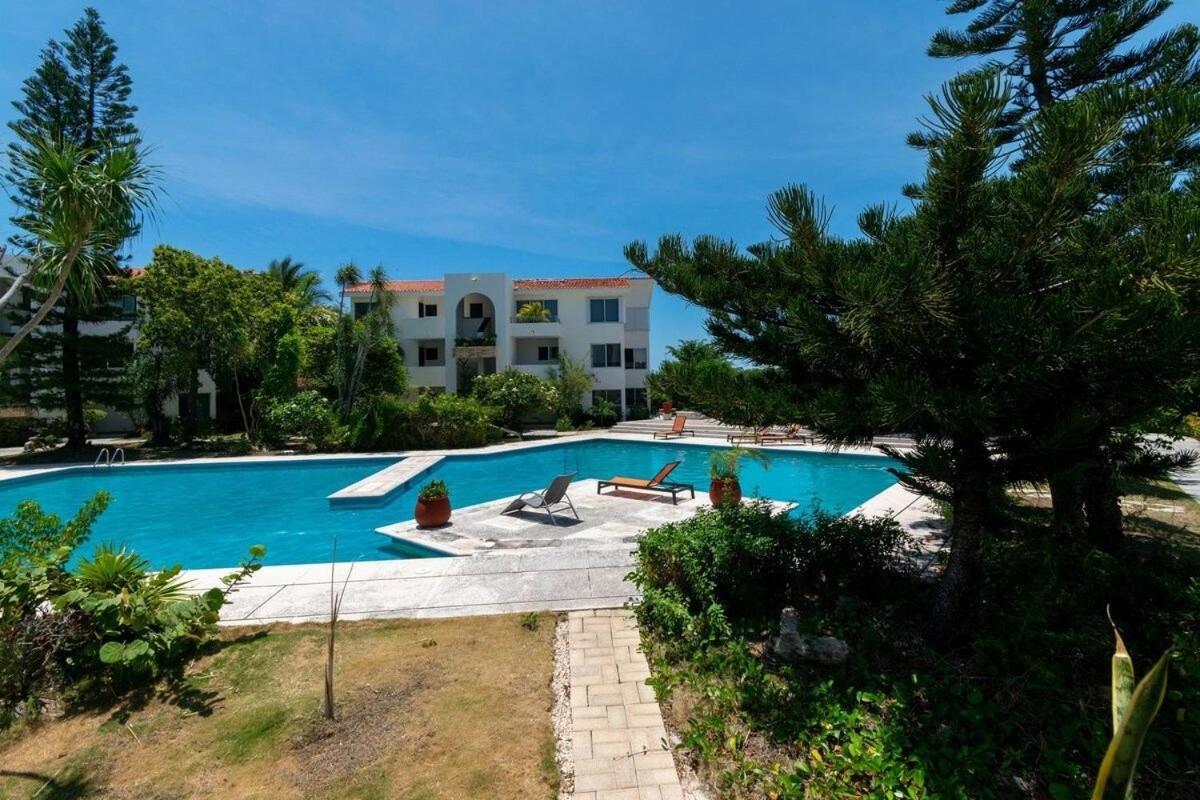 Zona Hotelera 3 Bedroom Lagoon Playa Linda Holiday home