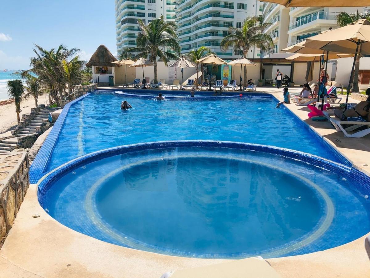 Apartment With Ocean View, 1 Min To Coco Bongo Cancun