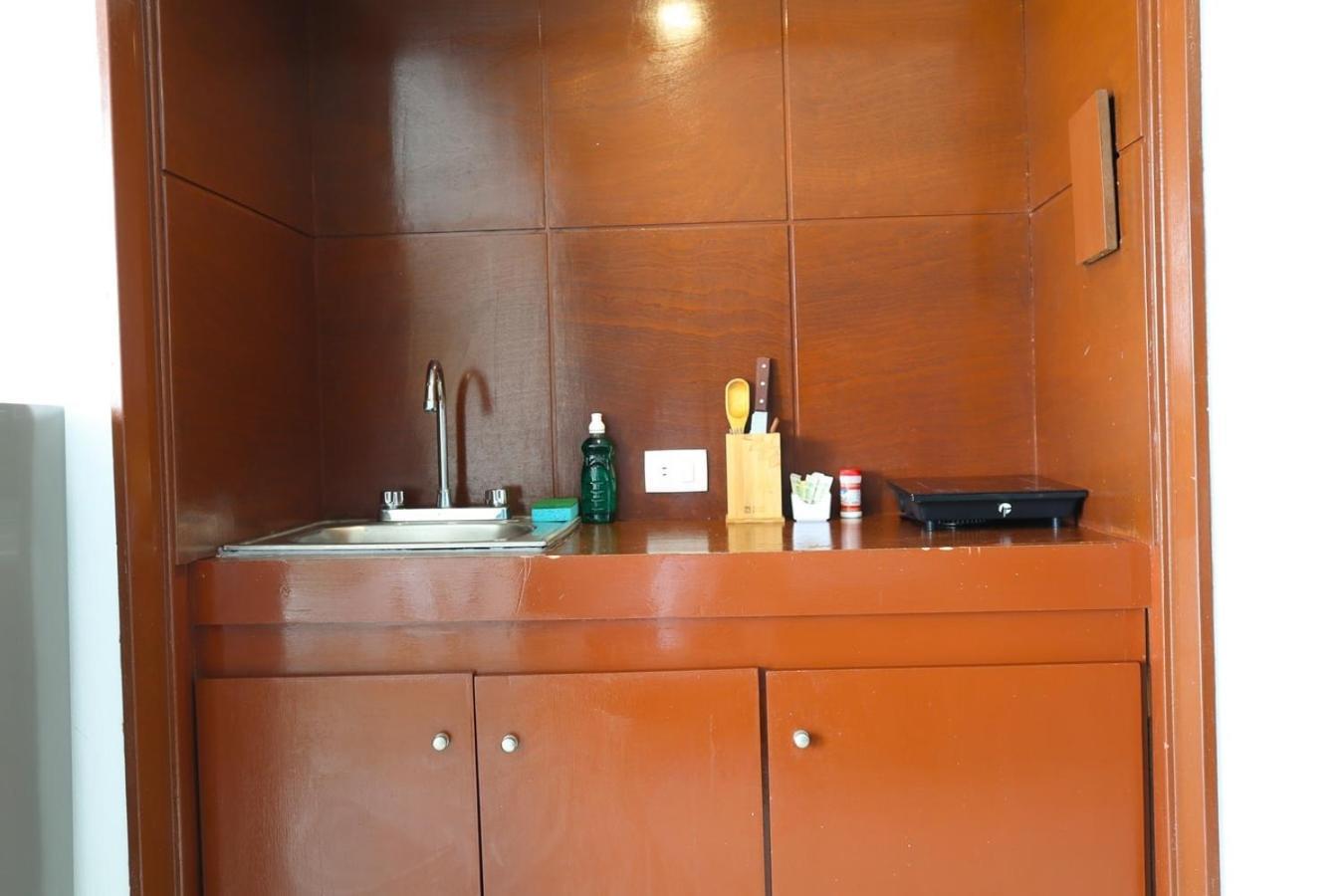 With Ocean View, 1 Min To Coco Bongo Apartment Cancun