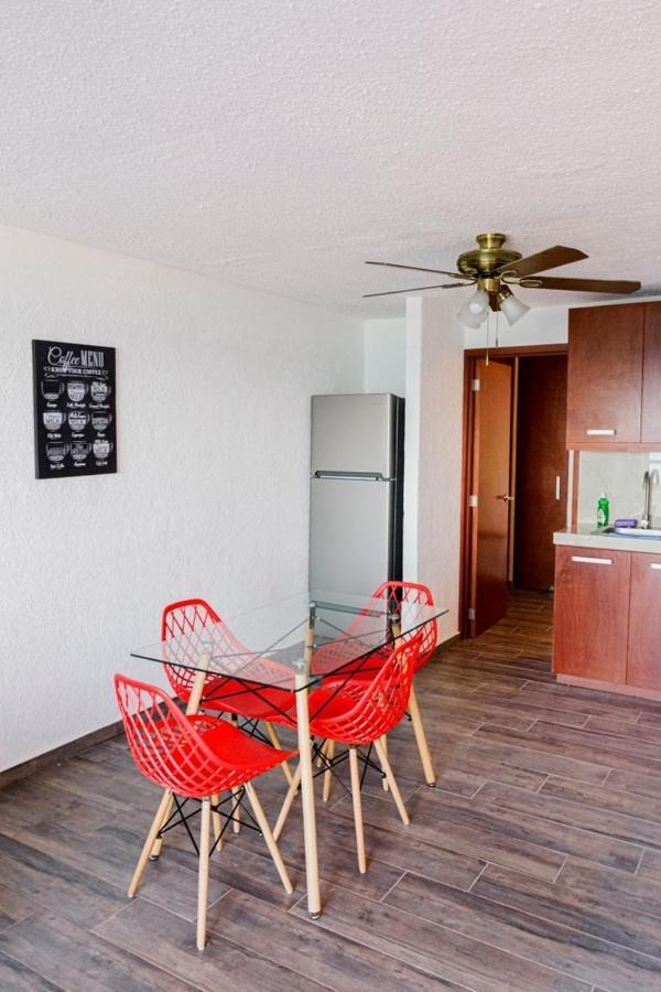 2 Bedrooms, Ocean View Balcony Apartment
