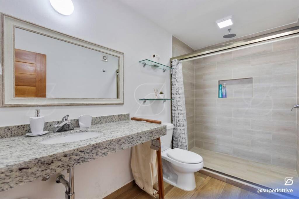 Apartment Deluxe Beachfront 4b Cancun