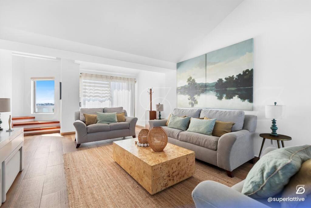 Apartment Deluxe Beachfront 4b *