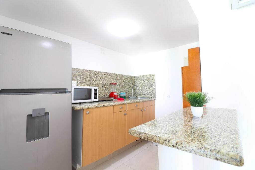 Comfort And Sea View With Balcony Apartment *