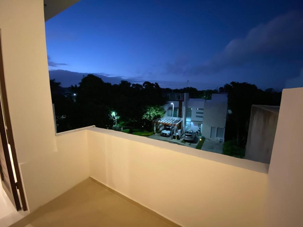 Wow! Gated House Wifi 5rooms 12pax Pool Private Holiday home Cancun