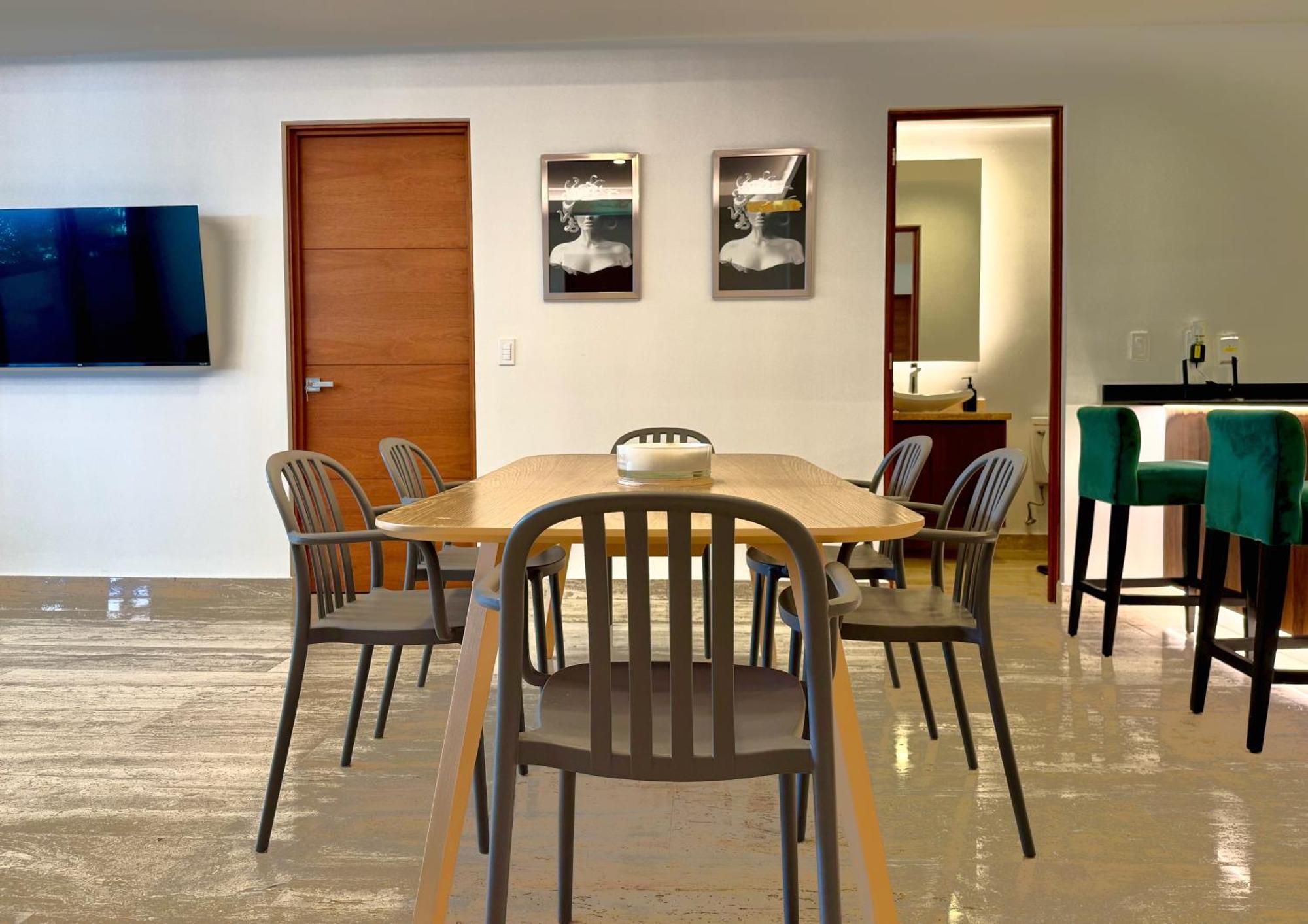 Lovely & New! Super Location Cancun