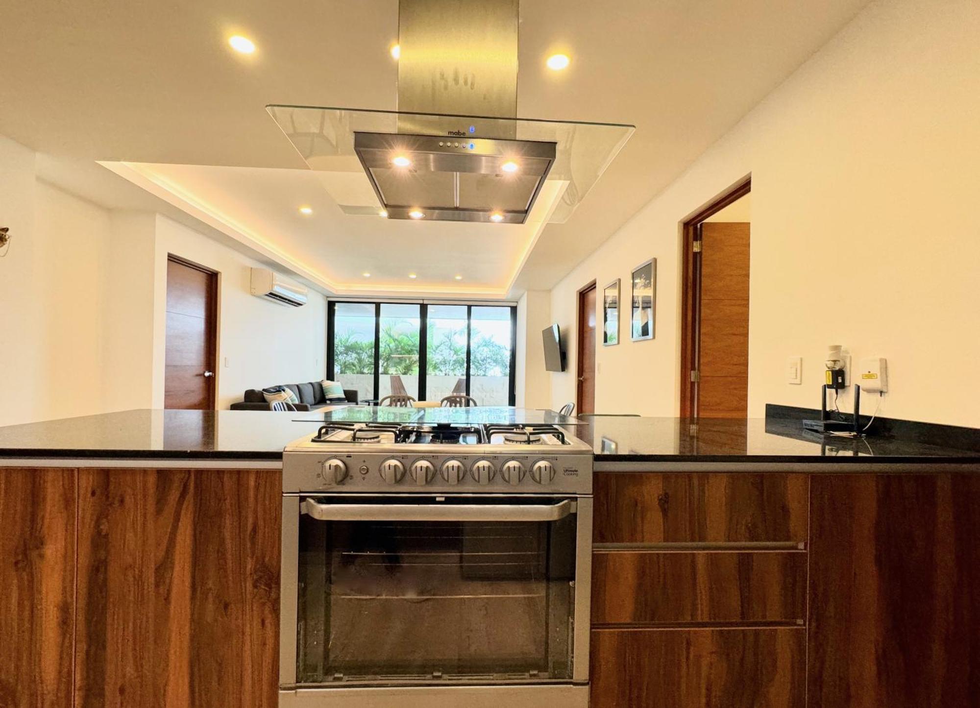 Apartment Lovely & New! Super Location *