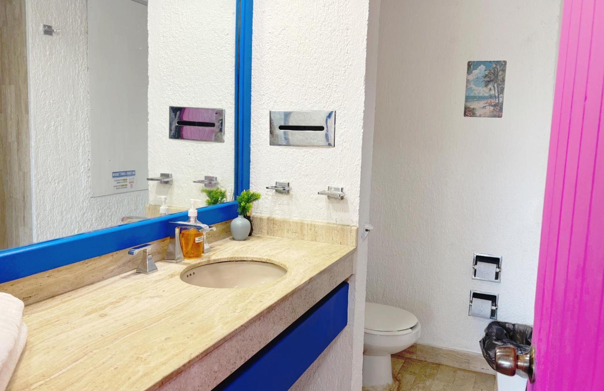 - Steps To And Water Fun Apartment