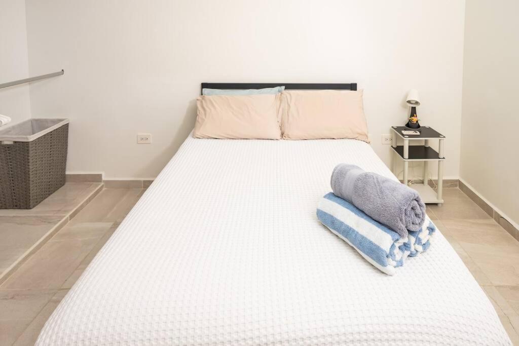 Acogedor Con Amenidades Unicas En Long Island Apartment
