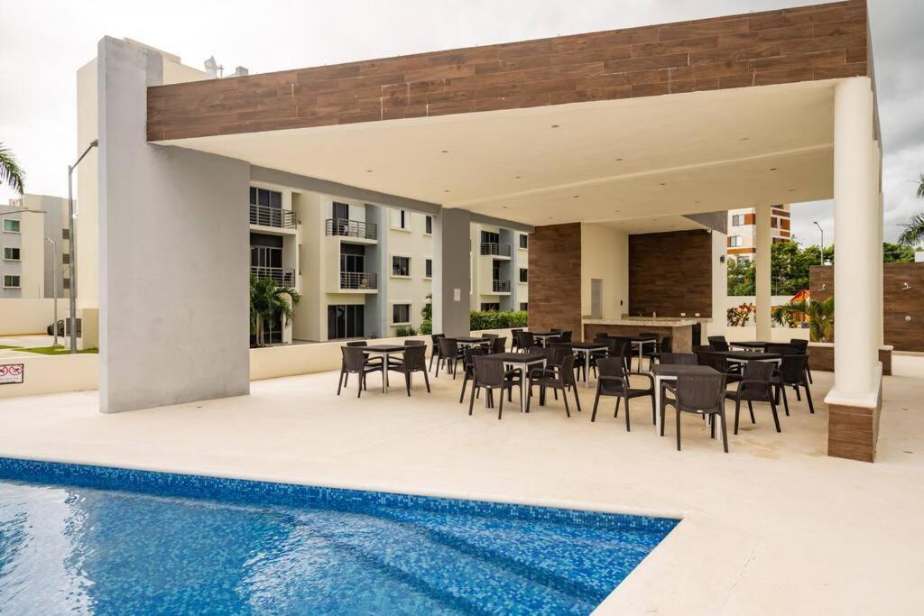 Acogedor Con Amenidades Unicas En Long Island Cancun