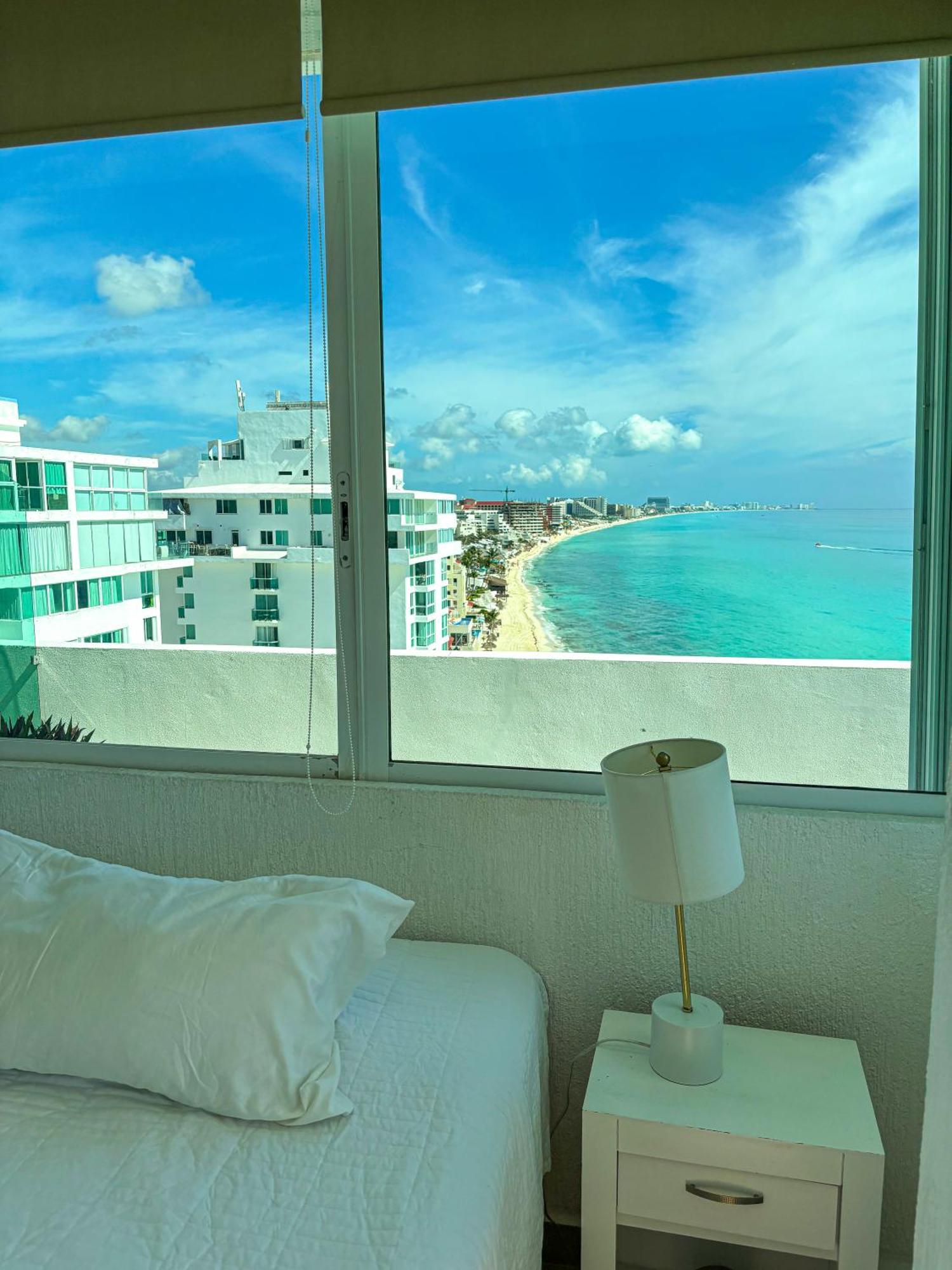Apartment In View