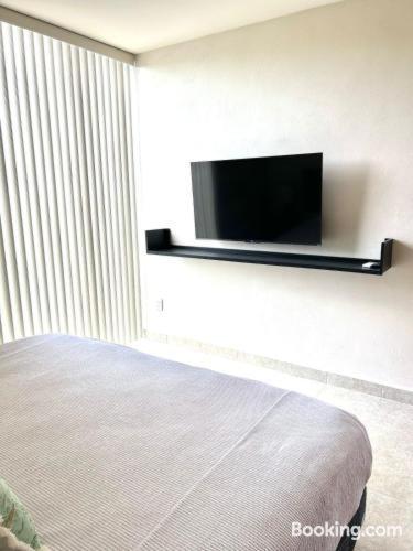 New Centric 1br With Gym & Pool Apartment *
