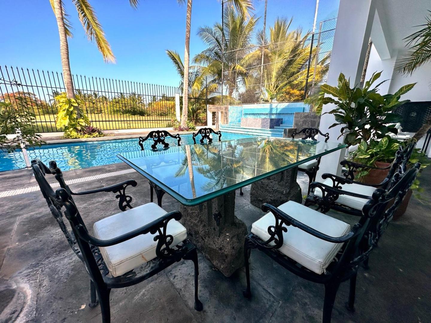 4br Paradise-private Pool W/ Gorgeous Lake Views! Holiday home *