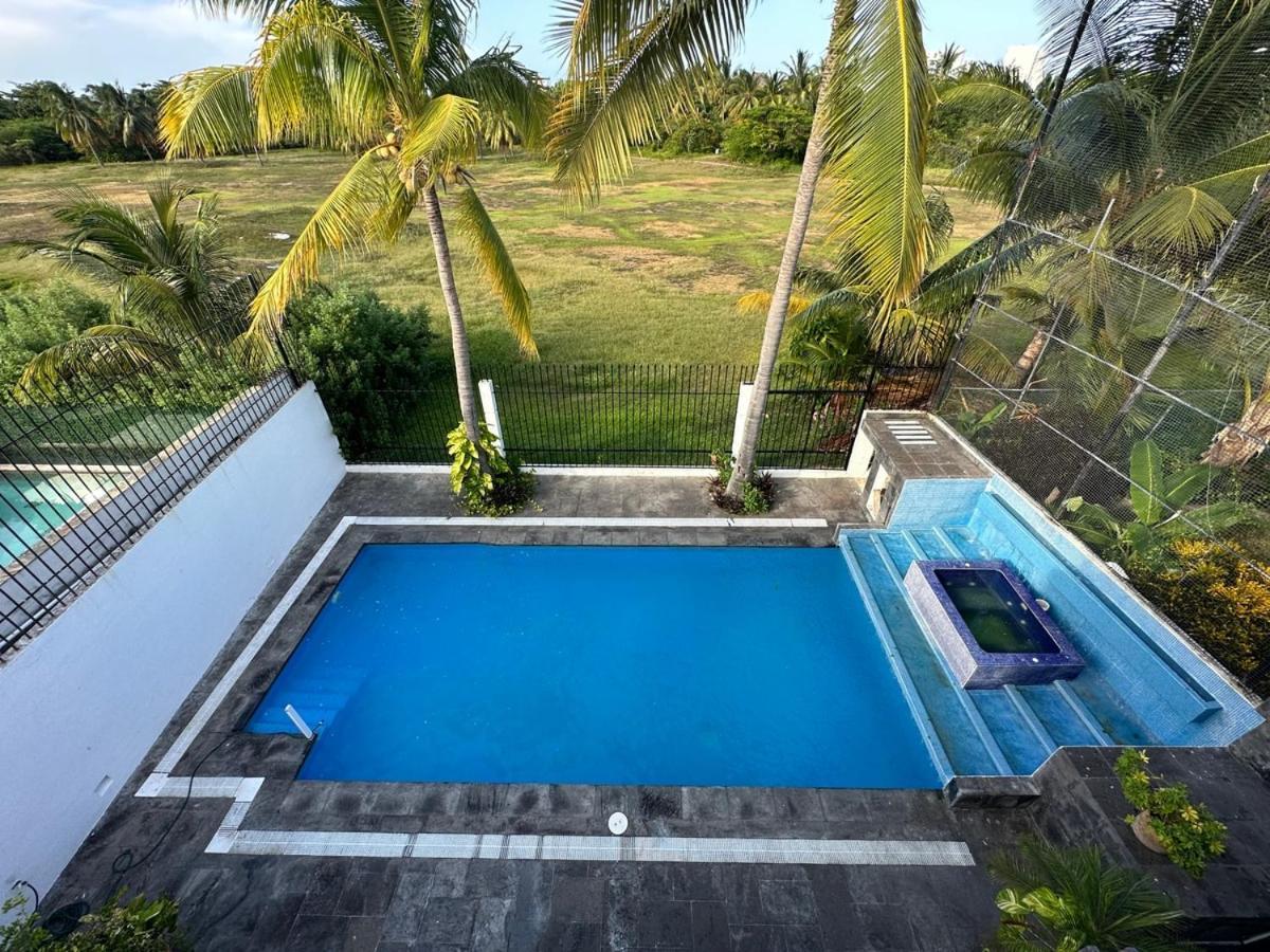 4br Paradise-private Pool W/ Gorgeous Lake Views! Holiday home