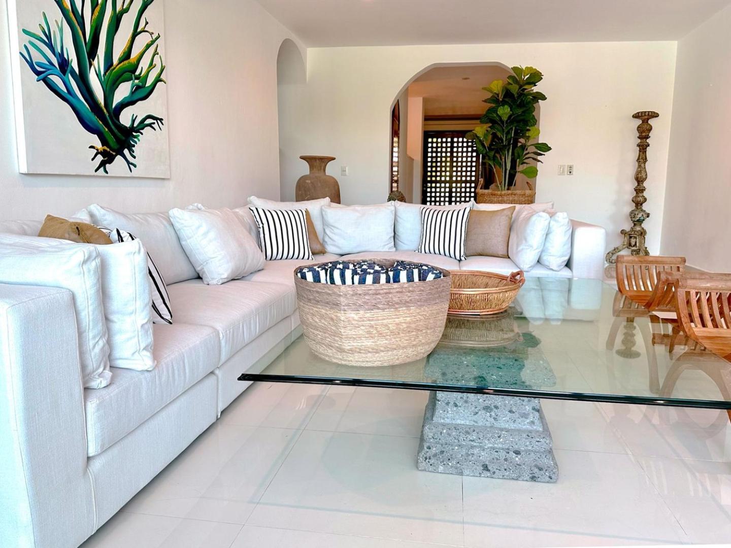 Holiday home 4br Paradise-private Pool W/ Gorgeous Lake Views! *