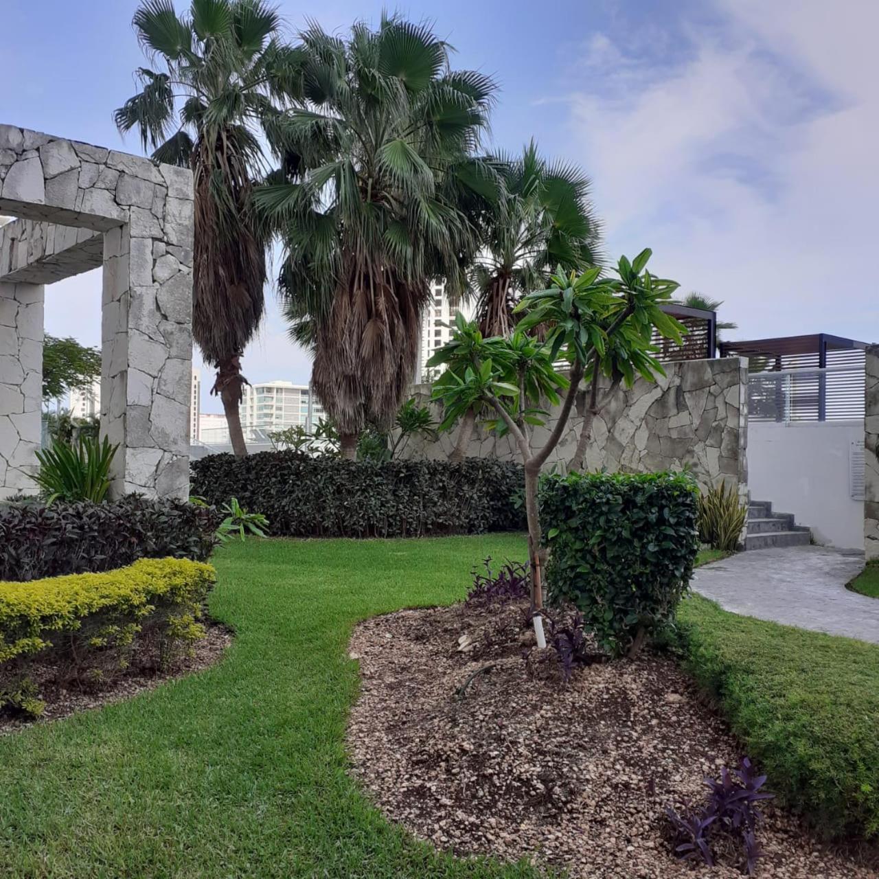 Travel Cancun