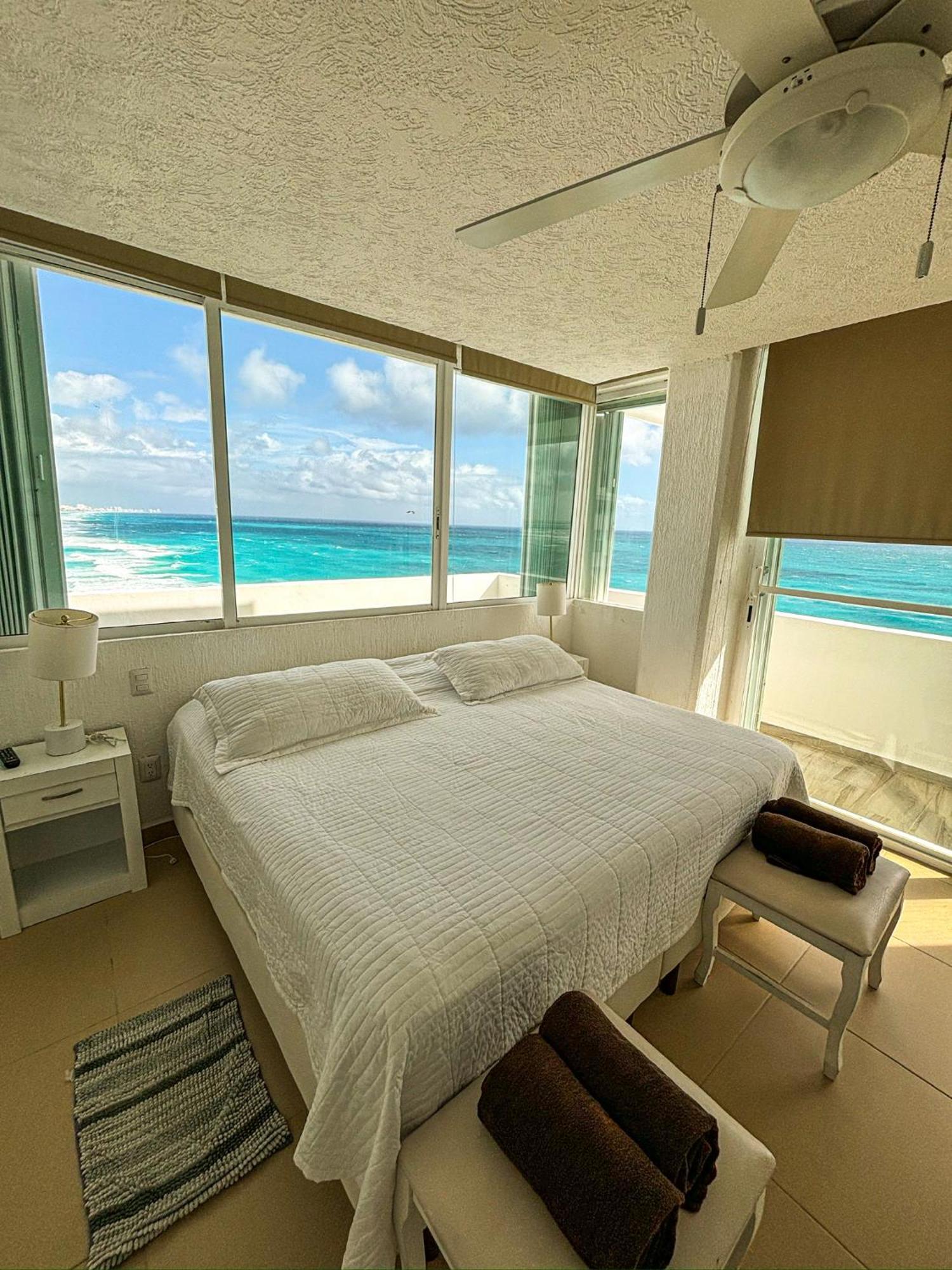 Apartment In View
