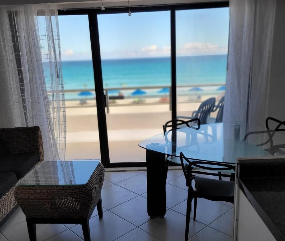 Ocean View Front Apartment *