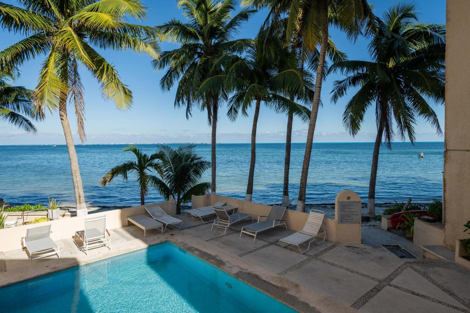 Beachfront Con Magnifica Vista Apartment Cancun