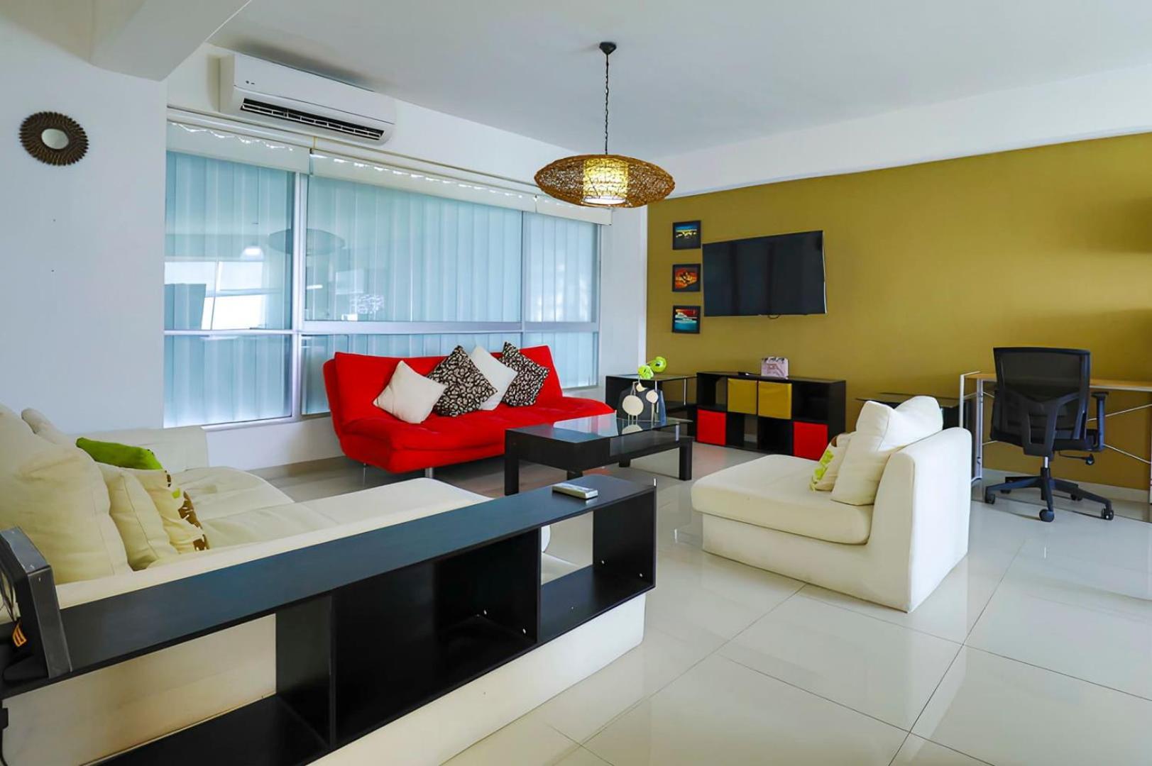 Spacious With Gym & Pool Apartment