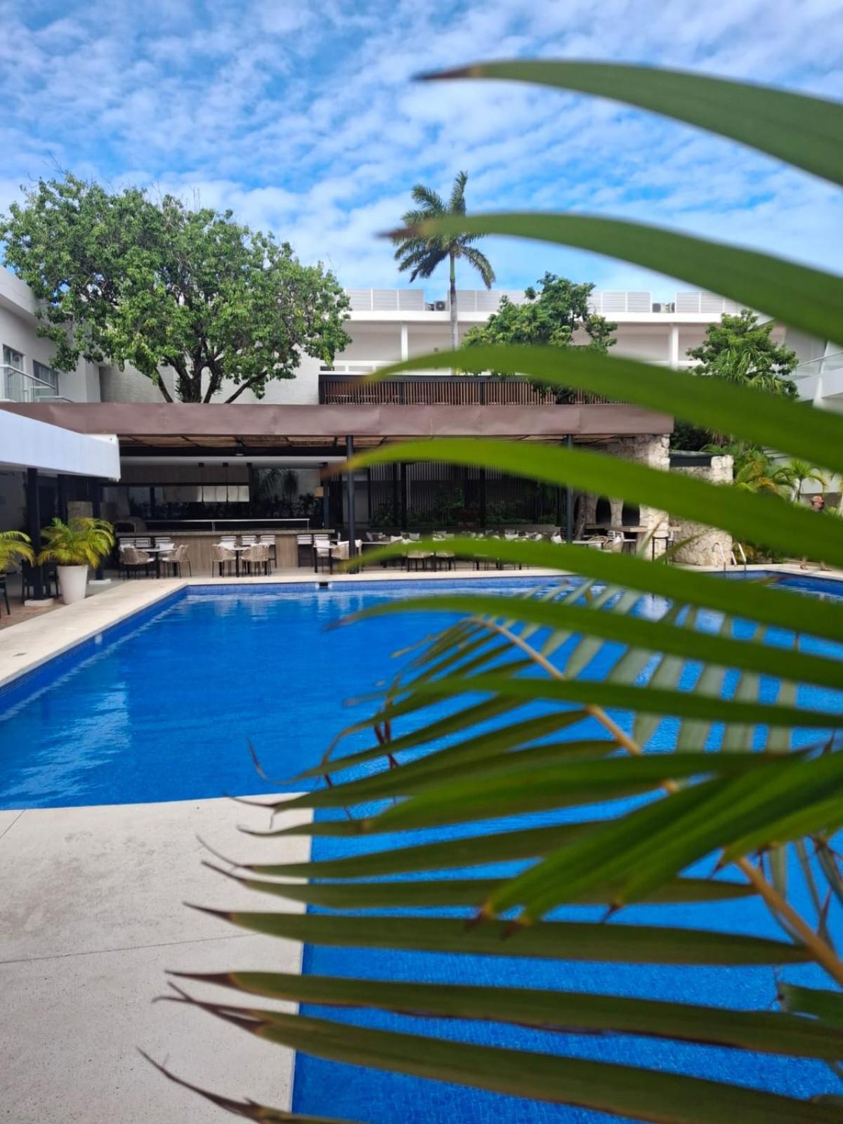 Resort Bay All Inclusive 4*