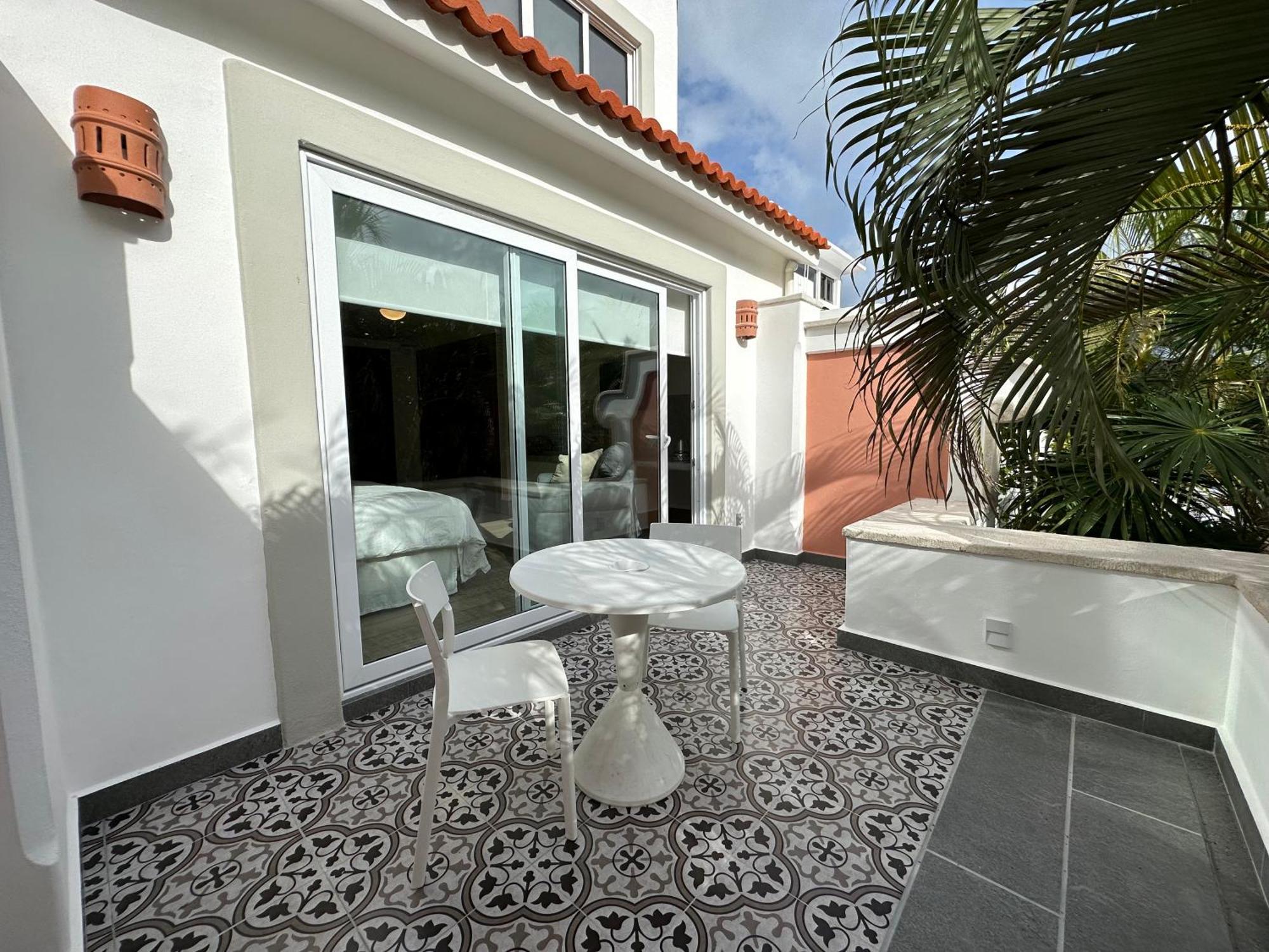 Hotel Casa Tortugas Boutique Hotel, An Authentic Hidden Gem In Cancun
