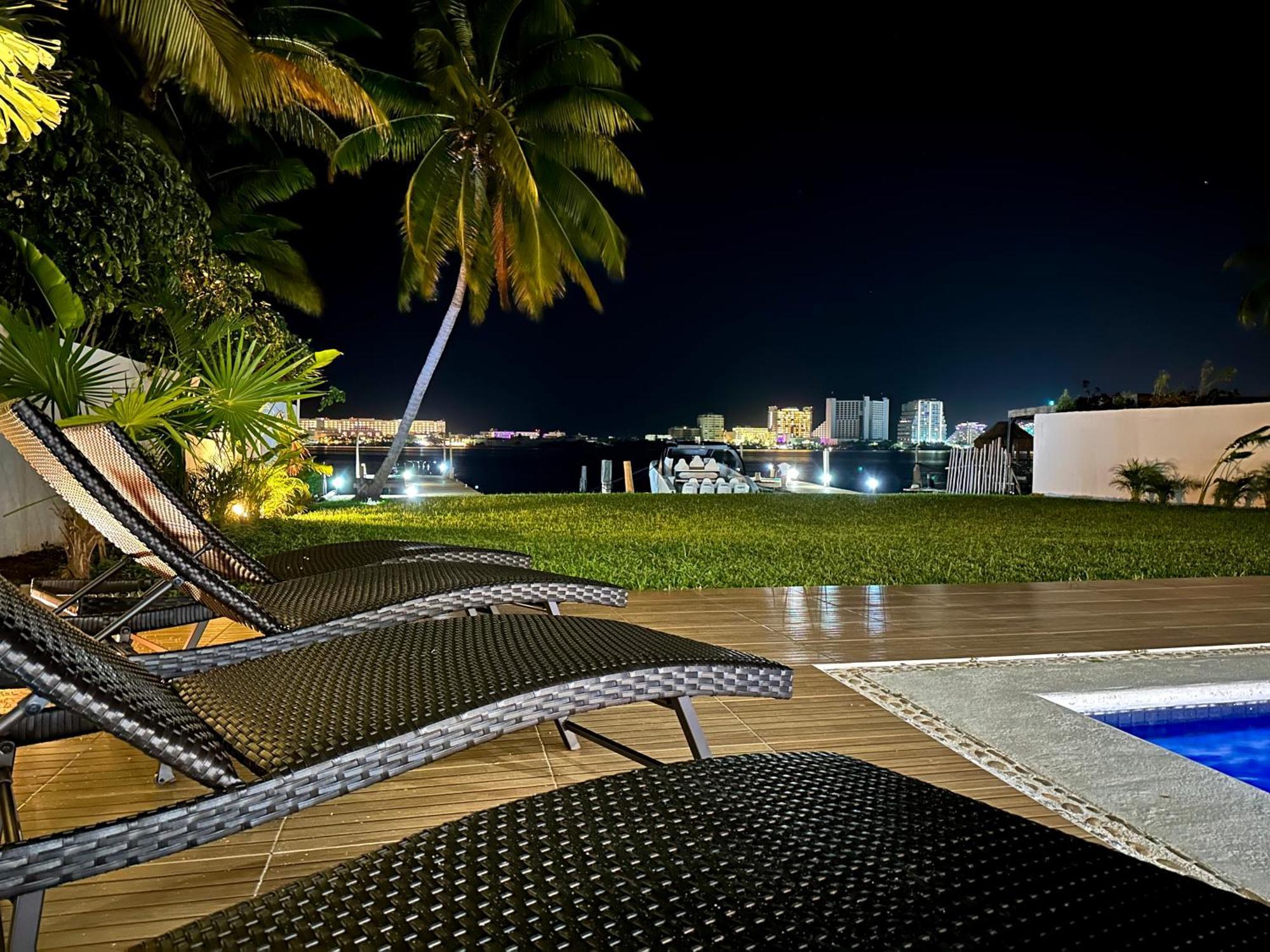 Apartment Don Village - 5br Luxury Waterfront Private By Solmar *