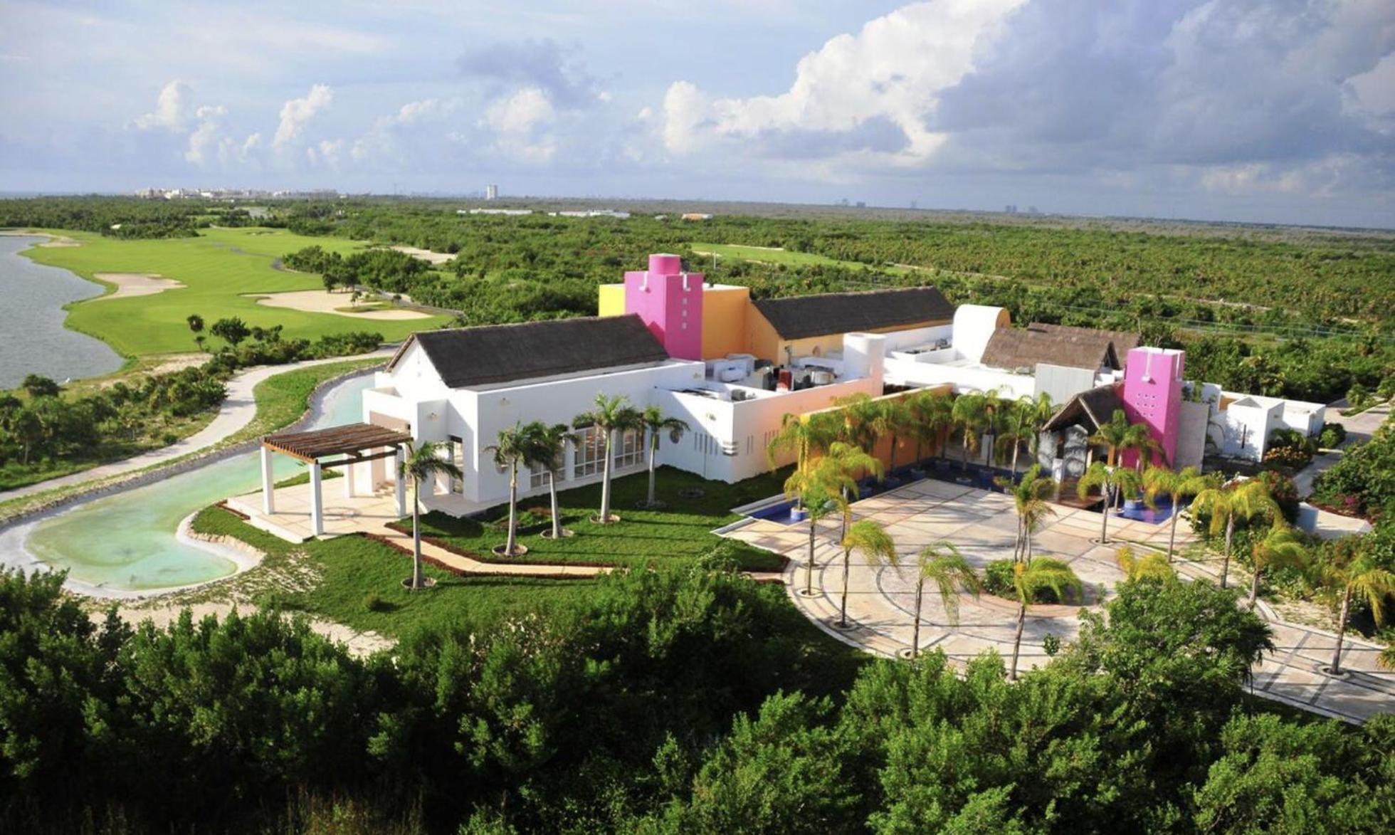 Apartment Beautiful By The Beach! Cancun