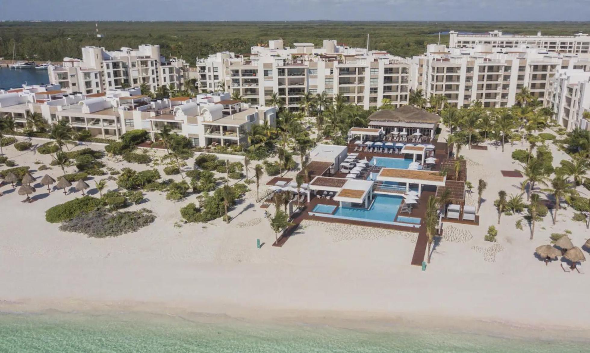 Beautiful By The Beach! * Cancun