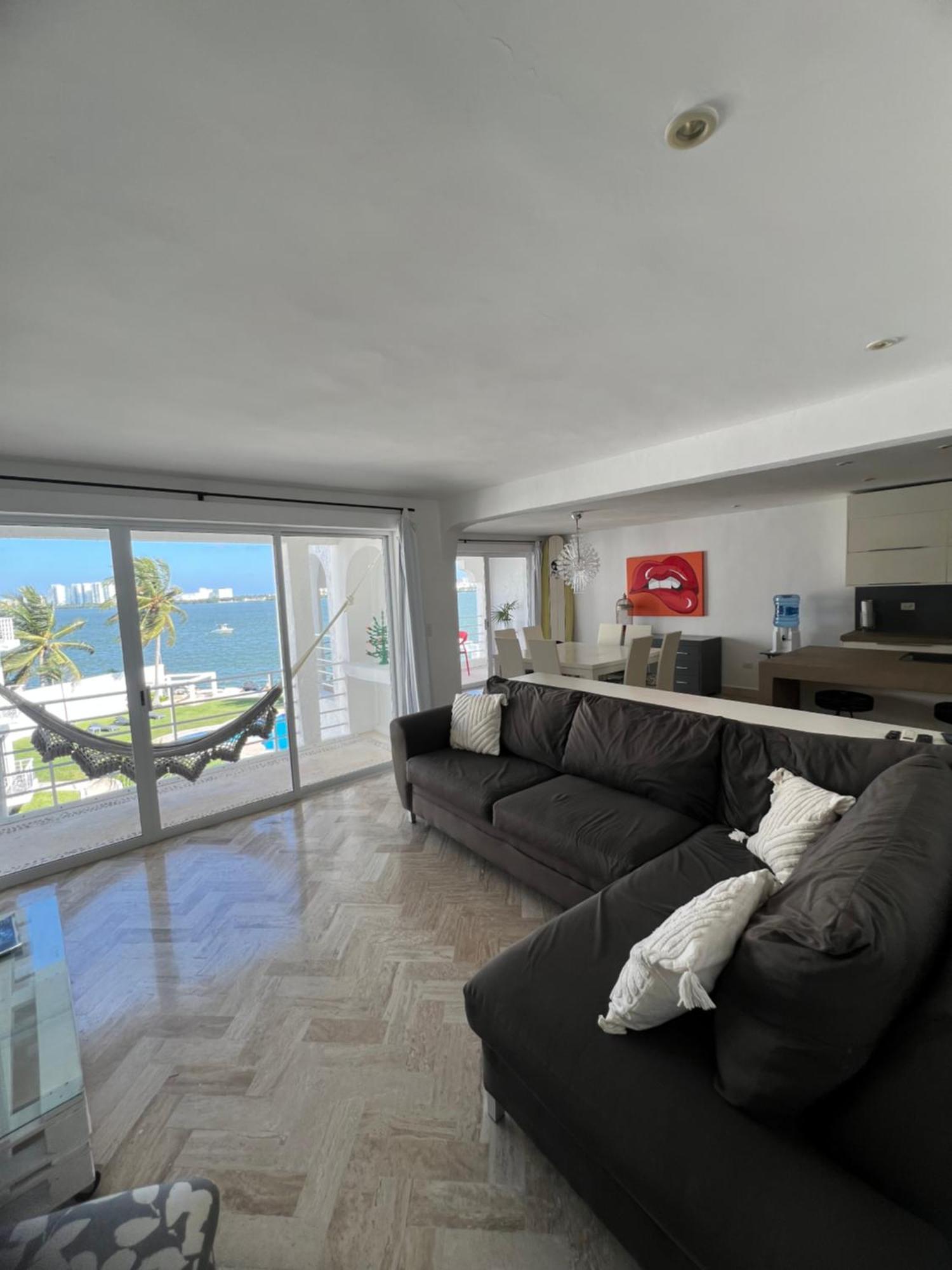 Penthouse Frente A La Laguna Apartment Cancun